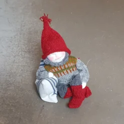 Handstickad Tomte