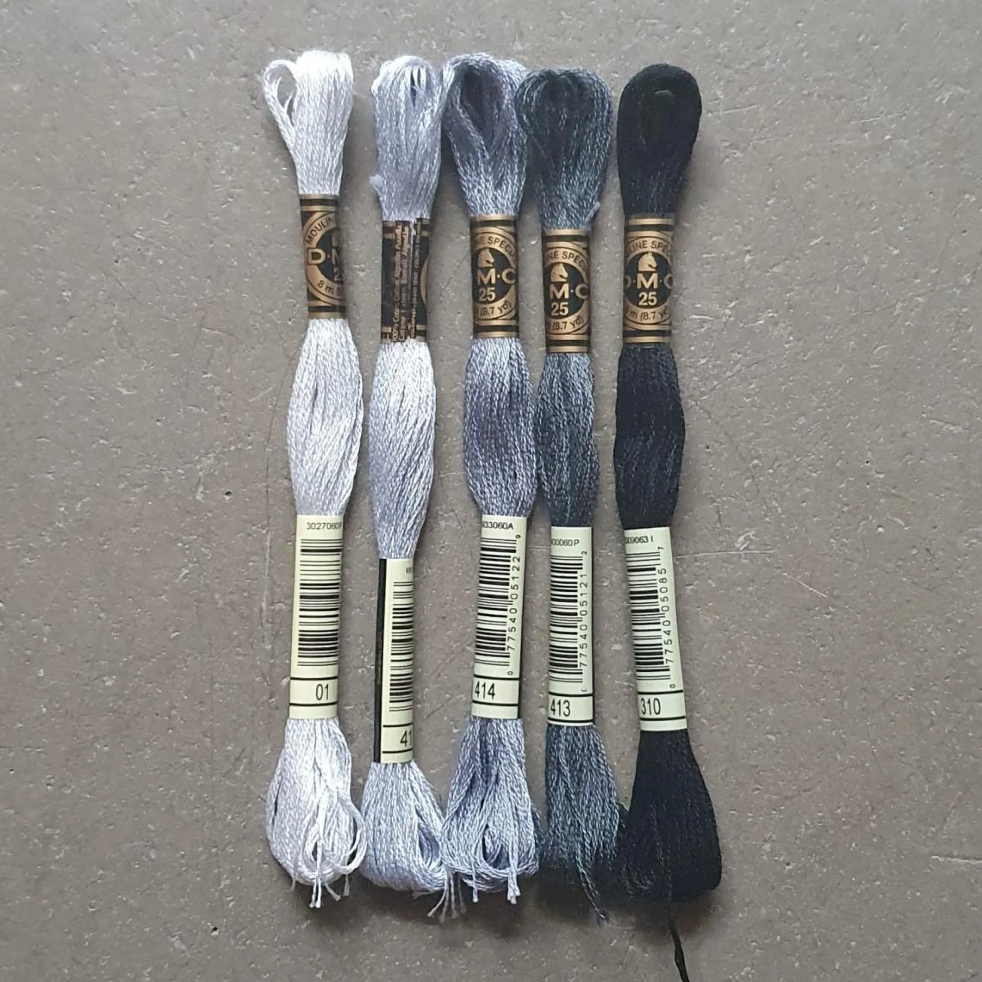 Moulinégarn svart, 5-pack
