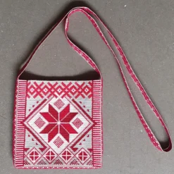 Stjärnväska röd, broderikit