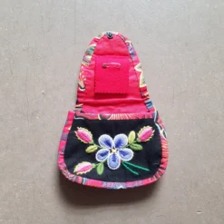 Sypåse Ros, broderikit